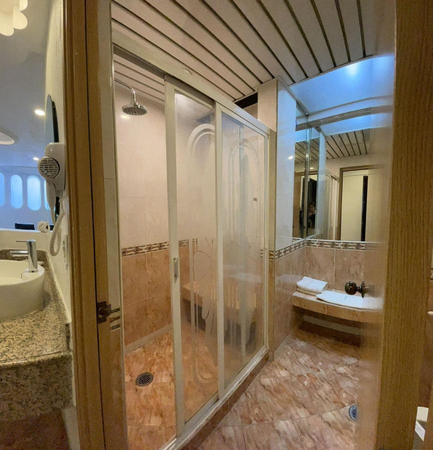 Hotel Marques Del Penon 멕시코 시 외부 사진